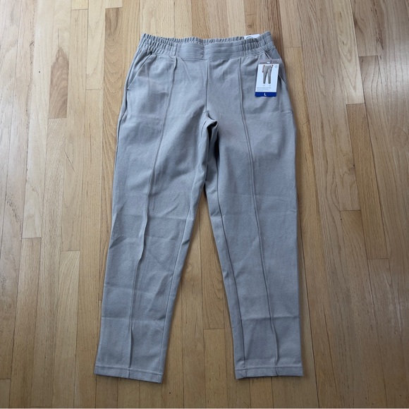 Mondetta Women's Pintuck Straight Leg Pants - Picture 2 of 8